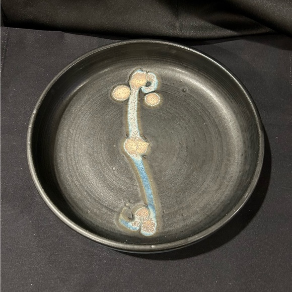 Kathleen LeSueur pottery 11.5” signed bowl. - Picture 3 of 8